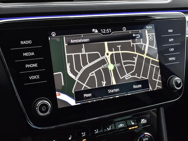 Skoda SUPERB Combi 1.5 TSI 150pk DSG ACT Business Edition Plus · Camera · Elek. Voorstoel · Elek. Achterklep · Apple/Android Car Play · Navigatie · 17'' Inch · Garantie t/m 02-08-2027 of 100.000km