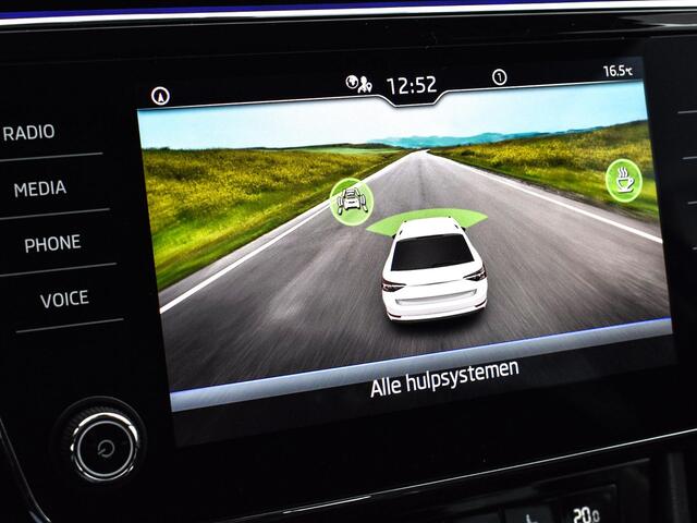 Skoda SUPERB Combi 1.5 TSI 150pk DSG ACT Business Edition Plus · Camera · Elek. Voorstoel · Elek. Achterklep · Apple/Android Car Play · Navigatie · 17'' Inch · Garantie t/m 02-08-2027 of 100.000km