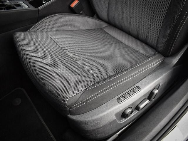 Skoda SUPERB Combi 1.5 TSI 150pk DSG ACT Business Edition Plus · Camera · Elek. Voorstoel · Elek. Achterklep · Apple/Android Car Play · Navigatie · 17'' Inch · Garantie t/m 02-08-2027 of 100.000km