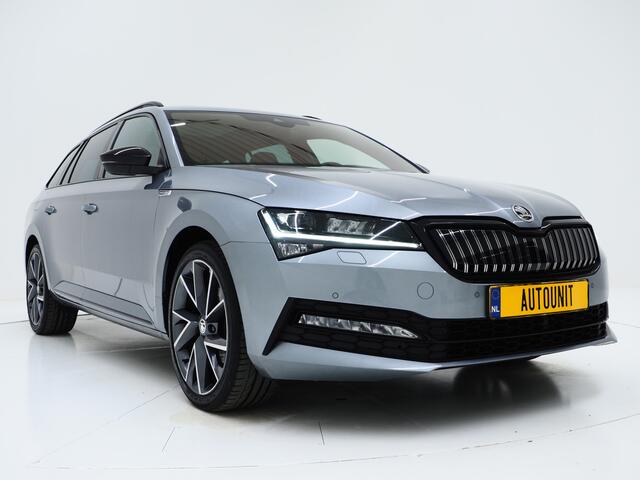 Skoda SUPERB Combi 1.4 TSI iV Sportline 218PK | Panoramadak | Trekhaak | Sportstoelen | Camera | Keyless | Carplay