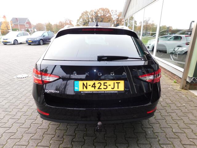 Skoda SUPERB 1.5TSI 150PK DSG Business Plus! All-in Prijs! Trek