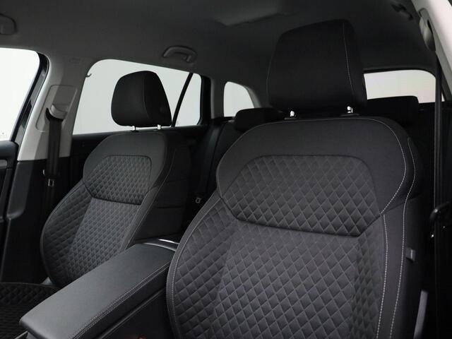 Skoda SUPERB Combi 1.4TSI 160kW/218PK iV Business Edition Plus · Navigatie · Apple/Android Car Play · Stoelverwarming · Parkeersensoren