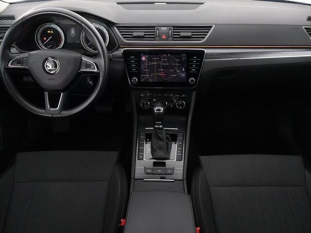 Skoda SUPERB Combi 1.5 TSI ACT Business Edition Automaat | Navigatie | Stoelverwarming | Camera |
