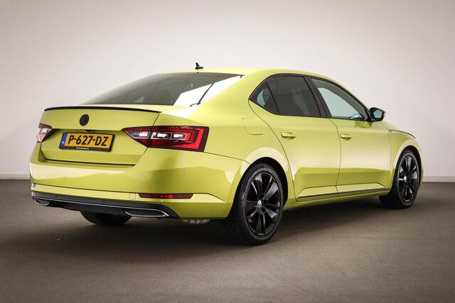 Skoda SUPERB 1.5 TSI ACT Sportline Business | UPGRADE BUSINESS PACK | VOORRUITVERWARMING | CAMERA