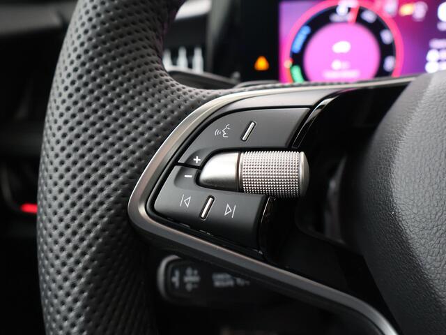 Skoda SUPERB combi Sportline Business 1.5 TSI PHEV 204 PK | Gratis E-Bike | 19" Lichtmetalen velgen | Panorama dak | Canton Geluid | Suite leder |