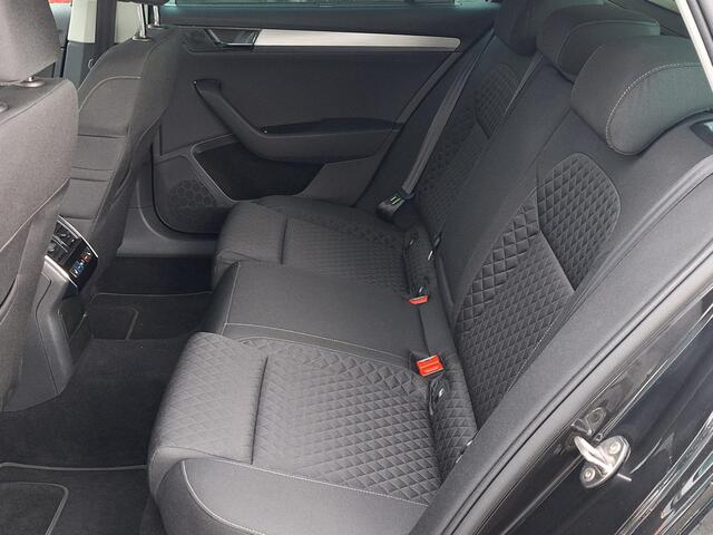 Skoda SUPERB Combi 1.4 TSI 218pk iV Business Edition | Trekhaak 1600kg wegklapbaar | Achterbank verwarming | Full LED | occasion