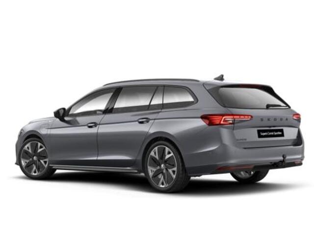 Skoda SUPERB combi Sportline Business 1.5 TSI PHEV 150 kW / 204 PK Co | Panoramadak, elektrisch bedienbaar | Trekhaak, wegklapbaar | Travel Assist Plus Sportline | Dynamic Chassis Control Pakket | CANTON Soundsystem | Lichtmetalen velgen 19 inch Aniara Aero zilver