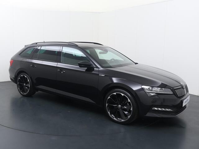 Skoda SUPERB Combi 1.4 TSI iV Sportline Business | 218 PK | SoH 91%| Stoelverwarming | Matrix LED koplampen | Virtual pedal achterklep | 19" LM velgen |