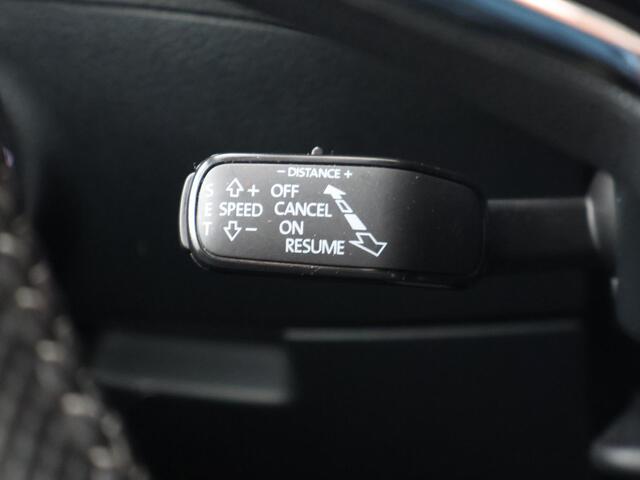 Skoda SUPERB Combi 1.4 TSI iV Sportline Business | 218 PK | SoH 97% | Panoramadak | 360 Graden camera | Adaptive cruise control | 19" LM velgen |