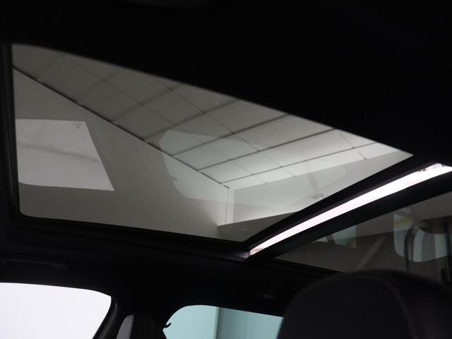 Skoda SUPERB 1.4 TSI iV Sportline | Panoramadak | Trekhaak | Stoelverwarming | Adaptive cruise | Camera | Alcantara | 19'' | Carplay | Matrix LED | Navigatie | Achterbankverwarming | PHEV | Plug In