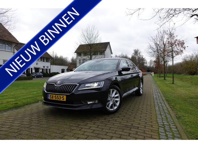 Skoda SUPERB 1.4 TSI ACT Ambition Business | Trekhaak | DAB | Pano | Stoelverw | Elekt klep | CarPlay | Front Assist |