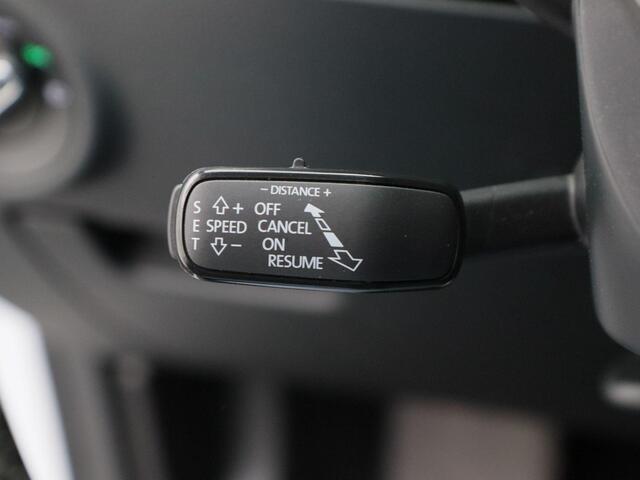 Skoda SUPERB Combi 1.4 TSi 218 Pk Automaat iV Sportline Business | Panoramadak | Adaptive Cruise | CarPlay | Navigatie | Stoelverwarming | Camera | Trekhaak | 76.398 Km!!