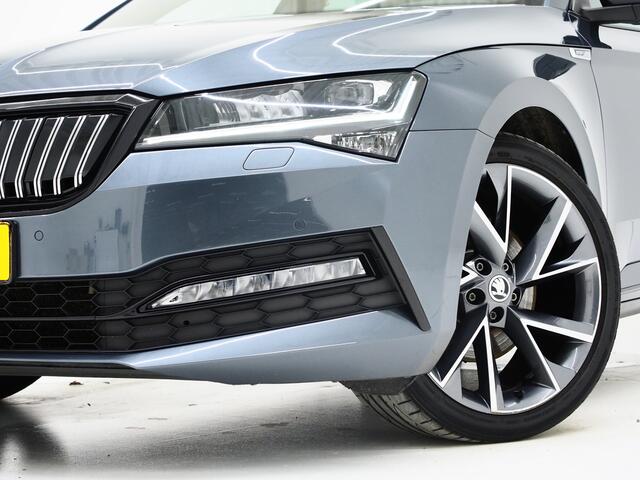Skoda SUPERB Combi 1.4 TSI iV Sportline | Panoramadak | Canton | Trekhaak | 360 | Keyless | Adaptive Cruise | Carplay