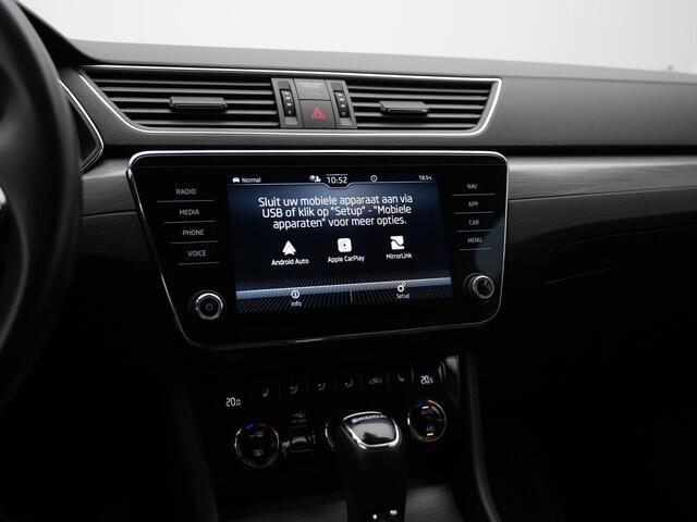 Skoda SUPERB Combi 1.4 TSI iV 218 pk DSG Business Edition | Trekhaak | Geheugenstoel | Matrix LED | Stoel-/achterbankverwarming | Achteruitrijcamera