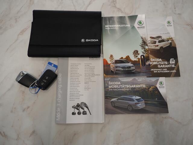 Skoda SUPERB Combi 1.4 TSI iV 218PK | Trekhaak | Keyless | Stoelverwarming | Cruise | DAB | LED | Carplay