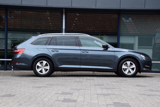 Skoda SUPERB Combi 1.5 TSI 150PK ACT Business Edition DSG Automaat | BOVAG Garantie | Org. NL | Trekhaak | Apple Carplay/Android Auto | Full LED | PDC Achter | Cruise&Climate Control |