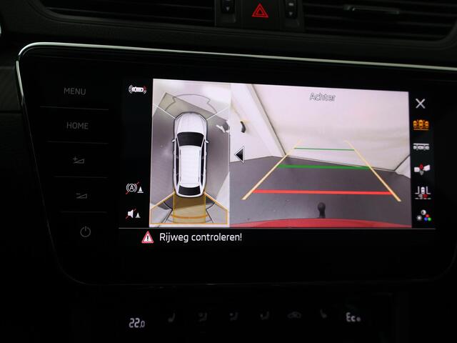 Skoda SUPERB Combi 1.4 TSI iV Sportline Business | 218 PK | SoH 86% | Trekhaak | Panoramadak | Area view 360 graden | Virtual Pedal achterklep | Matrix LED koplampen |