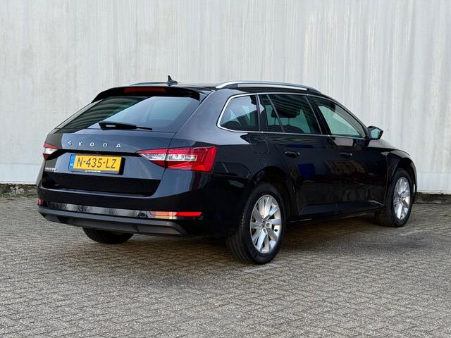 Skoda SUPERB Combi 1.5 TSI ACT Business Edition Plus / trk.hk/ digi dash