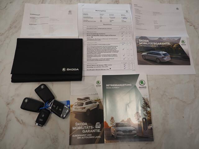 Skoda SUPERB Combi 1.4 TSI iV Sportline 218PK | Panoramadak | Canton | 360 | Trekhaak | Memory | Keyless | Adaptive Cruise