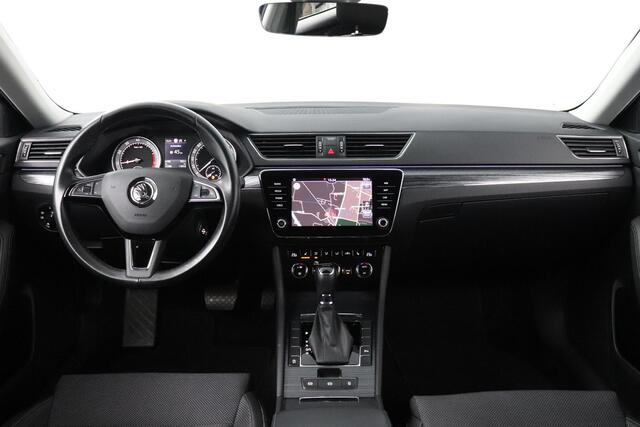 Skoda SUPERB Combi 1.5 TSI 150pk DSG ACT Business Edition | Navigatie | Stoelverwarming | Camera |