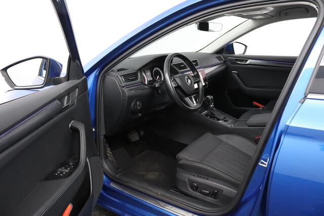 Skoda SUPERB Combi 1.5 TSI 150pk DSG ACT Business Edition | Navigatie | Stoelverwarming | Camera |