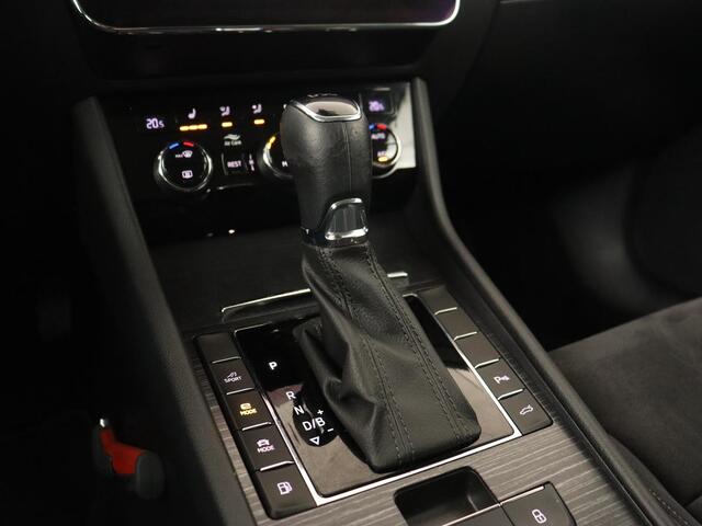 Skoda SUPERB 1.4 TSI iV Business Edition | Leder/Alcantara | Stoelverwarming | Canton Sound | Memory | Virtual Cockpit | Carplay | Camera | Navigatie | Cruise control | PHEV | Plug In