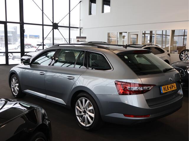 Skoda SUPERB Combi 1.4 TSI ACT Style Automaat | Clima | Comfortstoelen | Carplay | Memory | Haak |