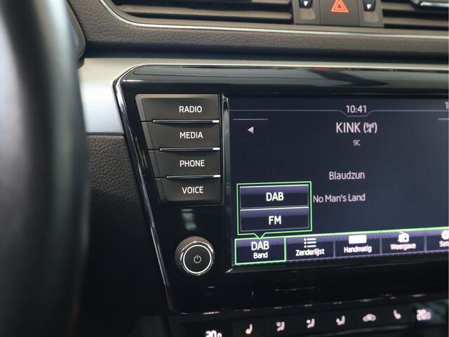 Skoda SUPERB Combi 1.4 TSI ACT Style Automaat | Clima | Comfortstoelen | Carplay | Memory | Haak |