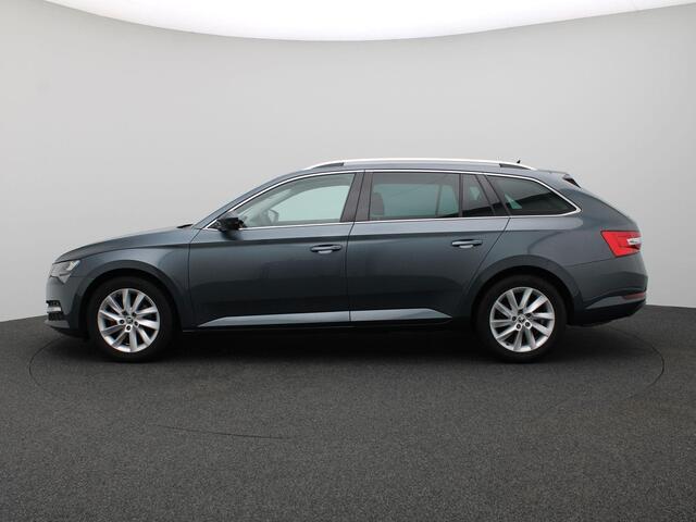 Skoda SUPERB Combi 1.5 TSI ACT Business Edition 150PK DSG Keyless, PDC voor en achter, Memorystoel, Stoelverwarming, 17" LM Velgen, Verwarmde Voorruit, Clima, Cruise Controle