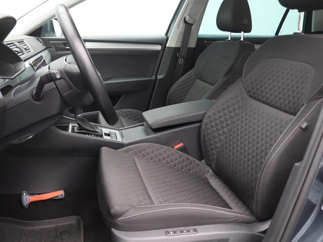 Skoda SUPERB Combi 1.5 TSI ACT Business Edition 150PK DSG Keyless, PDC voor en achter, Memorystoel, Stoelverwarming, 17" LM Velgen, Verwarmde Voorruit, Clima, Cruise Controle