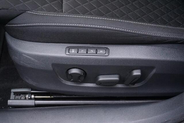 Skoda SUPERB Combi 1.5 TSI 150PK ACT Business Edition/Winterpakket/ Trekhaak 1600KG!!