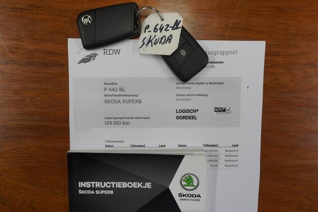 Skoda SUPERB Combi 1.5 TSI 150PK ACT Business Edition/Winterpakket/ Trekhaak 1600KG!!