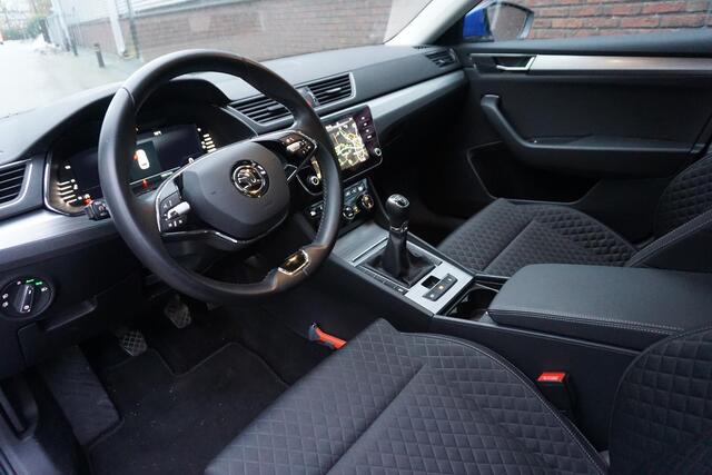 Skoda SUPERB Combi 1.5 TSI 150PK ACT Business Edition/Winterpakket/ Trekhaak 1600KG!!