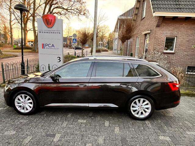 Skoda SUPERB Combi 1.4 TSI iV Sportline Business