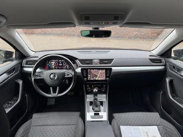 Skoda SUPERB COMBI 1.4TSI Iv Business Edition Plus/VIRTDASH/NAVIGATIE/MATRIX LED