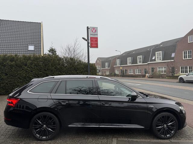 Skoda SUPERB Combi PHEV iV Laurent & Clement, Unieke uitvoering!