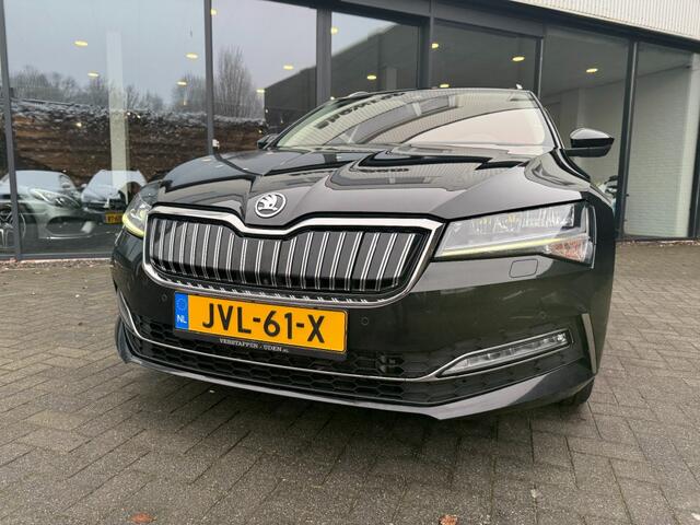 Skoda SUPERB Combi 1.4 TSI IV Clever+,Full LED,Trekhk Elekt,Cam360,Digi Dash,Stoel/stuurverw,Lane Ass.,