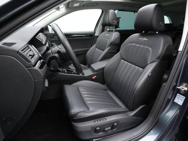 Skoda SUPERB Combi 1.4 TSI iV 218 pk DSG Laurin & Klement | Panoramadak | Trekhaak | Navigatie Columbus | Geheugenstoelen | Leder | Adaptief onderstel | Matrix LED | Canton
