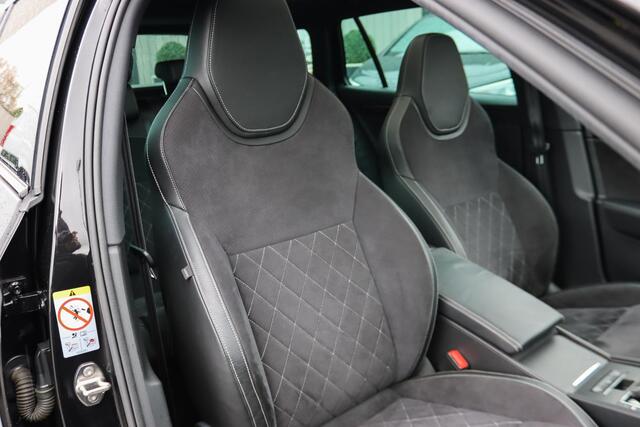 Skoda SUPERB Combi 1.4 TSI iV Sportline Black Edition Panoramadak, LED, Sportstoelen, Alcantara, Memory, Camera