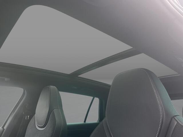 Skoda SUPERB Combi 1.4 TSI iV Sportline Black Edition Panoramadak, LED, Sportstoelen, Alcantara, Memory, Camera