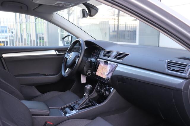 Skoda SUPERB 1.6 TDI STYLE BNS AUT/A.CARPLAY/CLIMA/CRUISE
