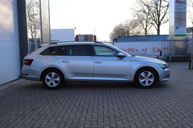 Skoda SUPERB 1.6 TDI STYLE BNS AUT/A.CARPLAY/CLIMA/CRUISE