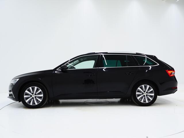 Skoda SUPERB Combi 1.4 TSI iV 218PK Style | Panoramadak | Adaptive Cruise | Camera | Memory | Virtual | DAB | Carplay