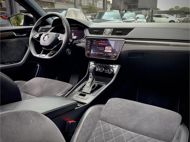 Skoda SUPERB Combi 1.4 TSI iV AUT6 SPORTLINE BLACK-EDITION PANODAK LEDER NAVI CAMERA DIGI-DASH APPLE-CARPLAY LED LMV PDC