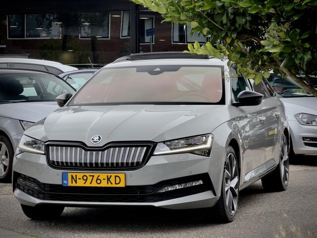 Skoda SUPERB Combi 1.4 TSI iV AUT6 SPORTLINE BLACK-EDITION PANODAK LEDER NAVI CAMERA DIGI-DASH APPLE-CARPLAY LED LMV PDC