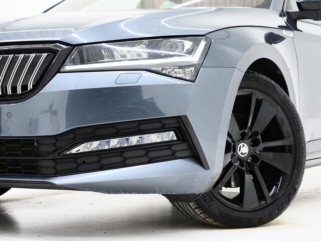 Skoda SUPERB Combi 1.4 TSI iV Sportline | Panoramadak | Trekhaak | Sportstoelen | Canton | Keyless | Adaptive Cruise | Carplay