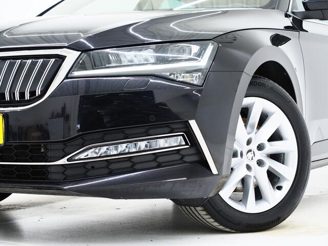 Skoda SUPERB Combi 1.4 TSI iV 218PK Style | Trekhaak | Camera | Keyless | Adaptive Cruise | Virtual | Memory | Carplay