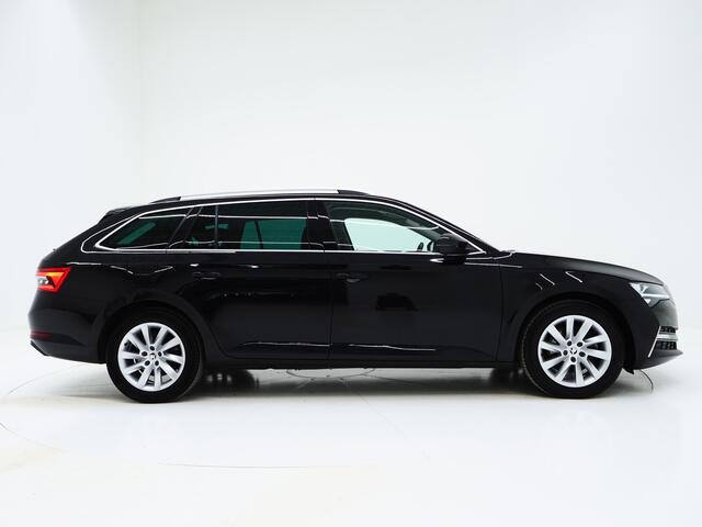 Skoda SUPERB Combi 1.4 TSI iV 218PK Style | Trekhaak | Camera | Keyless | Adaptive Cruise | Virtual | Memory | Carplay
