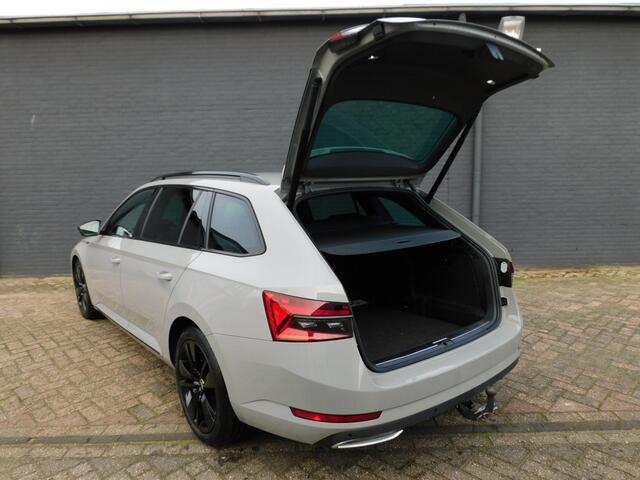 Skoda SUPERB Combi 1.5 TSI ACT Sportline Business 1e EIGENAAR! DEALERONDERHOUDEN! CARPLAY/ANDROID! MEMORYSEAT! STOELVERWARMING! TREKHAAK!