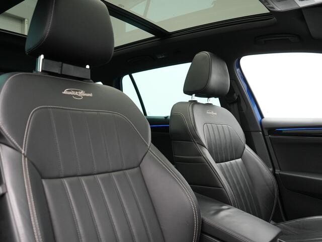 Skoda SUPERB Combi 1.4 TSI iV Laurin & Klemet Plug In Hybrid 218pk Dealer O.H. PHEV | Trekhaak Af Fabriek | Panodak | Adaptive Cruise | 360 Camera | Lederen Sportstoelen Ventilatie & Memory & Massage | Canton Audio | Crystal LED | Stuur Verwarmd | Sfeerverlichting |